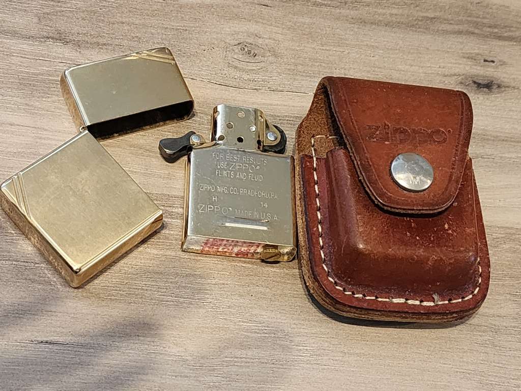 Zippo High Polish Brass Vintage With Slashes + Pouch