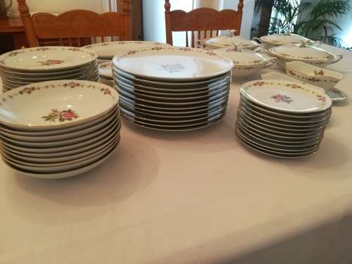Noritake Dinner Service 56 piece