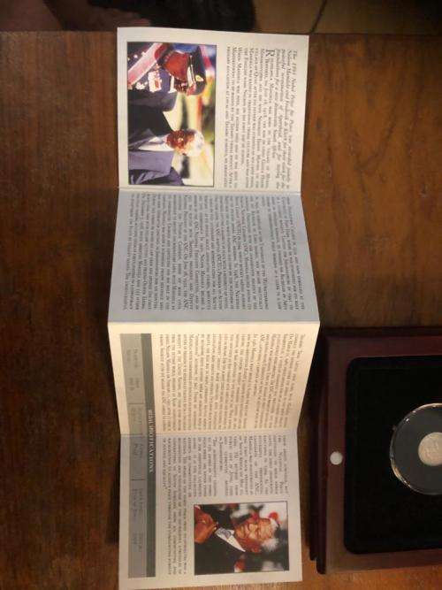 2008 1/10 oz platinum Mandela coin