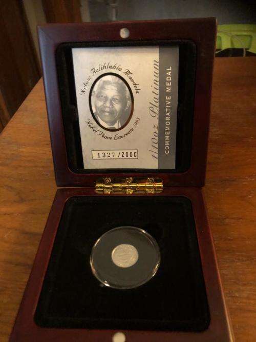 2008 1/10 oz platinum Mandela coin