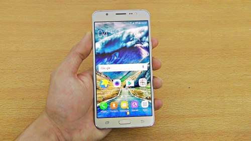 SAMSUNG  J7 (2016) ...AWESOME FUN PHONE