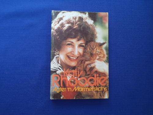 Agter `n Marmerskans deur Katy Rhoodie. [R30.00 posgeld ekstra]