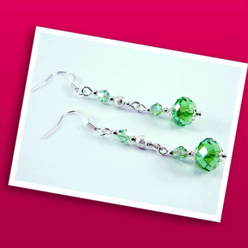*AMAZING* Sterling silver plated GORGEOUS drop earings with geniune Swarovski Crystals