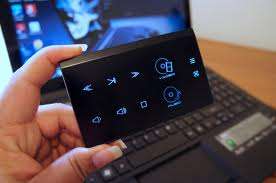 REMOTE CONTROLED+ 18,4" FULL HD SCREEN+8gig RAM+4GB NVIDIA+Quad Core i7+ACER ASPIRE ETHOS+1000GB HDD