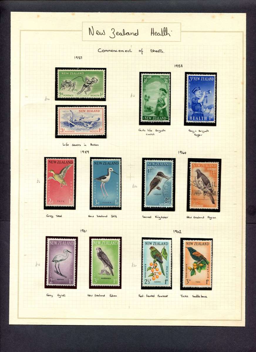 New Zealand - 105 Stamps (mint stamps mounted) + 1 Cover Mounted(Hinged) on 11 Album Pages