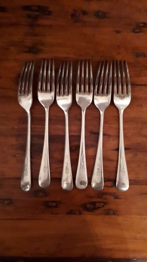 VINTAGE SET OF 6 IDENTICAL SILVER PLATED William Rodgers (Sheffield) Dinner forks