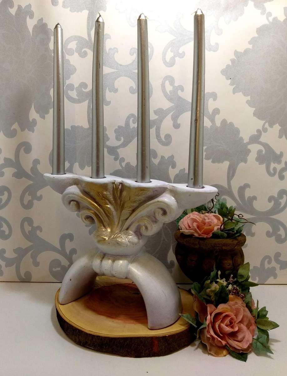 Large Ceramic Heavy 4 Candle Holder In Soft Grey & Rose Gold Almost In Fleur-de-lis Pattern