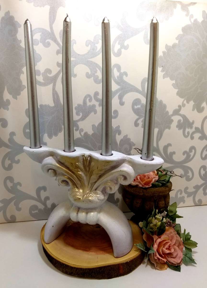Large Ceramic Heavy 4 Candle Holder In Soft Grey & Rose Gold Almost In Fleur-de-lis Pattern