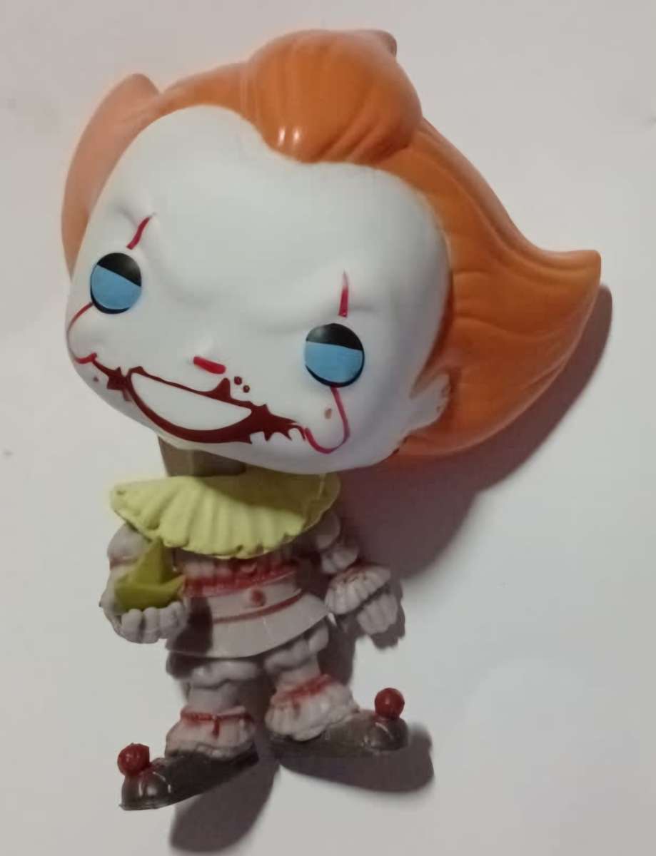 Vinyl Action Figure - Pennywise 1