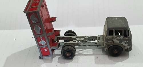 Matchbox Lesney No. 3 Bedford 7 1/2 Ton Tipper