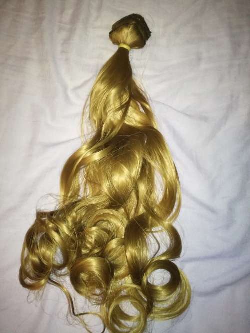 BRAND NEW 8 PIECE CLIP IN HAIR EXTENSIONS