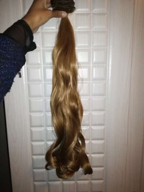 BRAND NEW 8 PIECE CLIP IN HAIR EXTENSIONS
