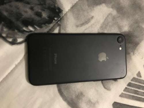 iPhone 7 128gb Please Read