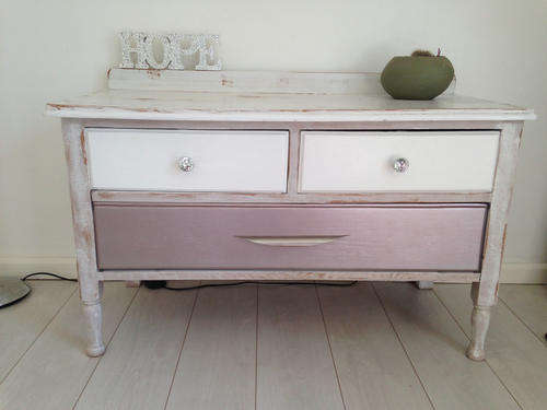 Solid Oak Antique 3 drawer cabinet