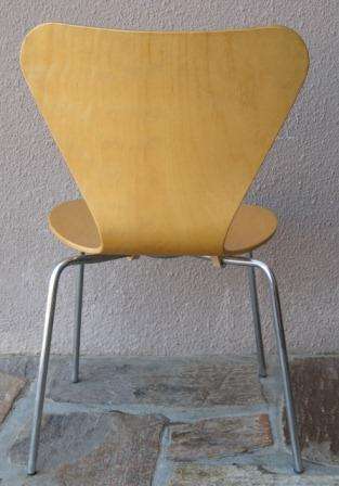 4 mid century, iconic 'Butterfly' chairs designed by Arne Jacobsen for Fritz Hansen, Denmark c1955