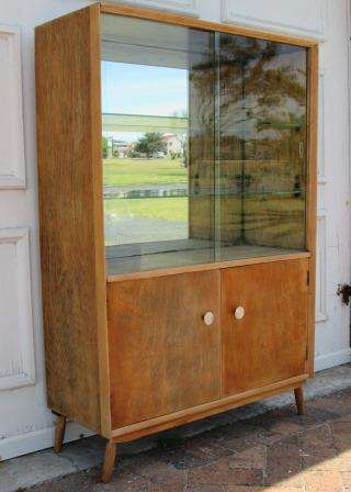 Retro mid century display cabinet