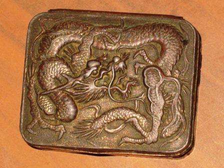 Antique bronze Japanese snuff box
