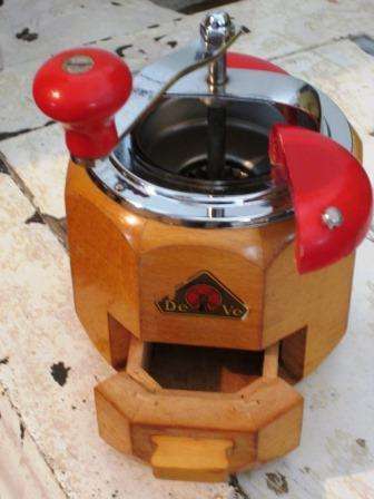 Large Retro Vintage De Wecht of Holland Octagonal Coffee Grinder