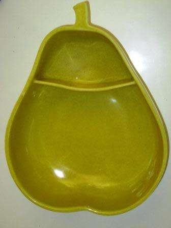 Very Large 1940's American Art Deco Pear Shaped Fruit Bowl By Pfaltzgraff USA