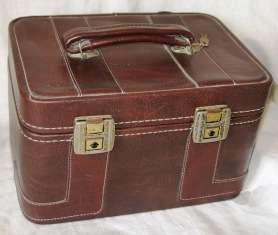 Vintage vanity case ( 20 cm x  23 cm x 33 cm  )