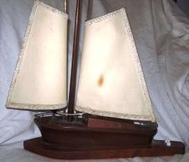 Vintage 1950s table lamp in the form of a sailboat