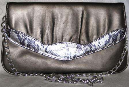 Vintage 1980s handbag ( 30 x 17 cm, chain: 86 cm )