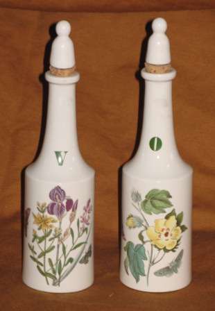 PORTMEIRION, "BOTANIC GARDEN" OIL AND VINEGAR SET, SUSAN WILLIAMS - ELLIS