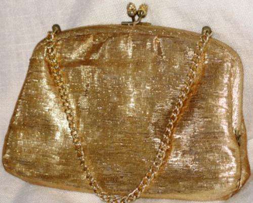 Vintage 1960s gold clutch ( 20 x 16 cm )