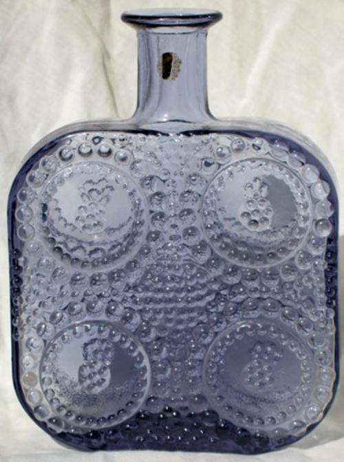 Retro, Riihimaen Lassi, 'GRAPPONIA' blue-grey glass bottle vase, designed by NANNY STILL.