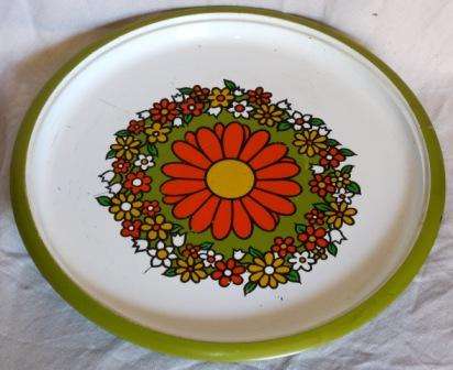 Retro, 1970s, tin, cake stand ( 33 x 7.5 cm)