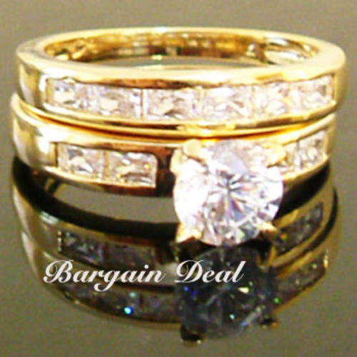 Size L/ N/ R!! 2pcs 11stone Round Brilliant Cut  2.5ct Wedding Ring Set clad in 18K Yellow Gold !!