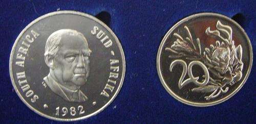 RSA: 1982 JOHN VORSTER PROOF SET WITH SILVER R1-COIN