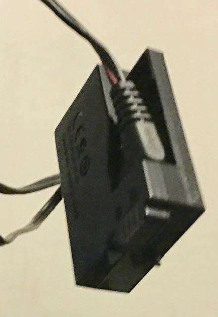 Box containing 4x cameras and assorted accessories (see description for details)