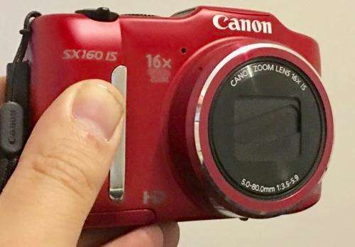 Box containing 4x cameras and assorted accessories (see description for details)