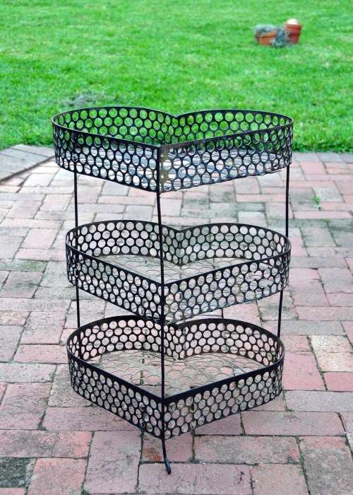 Retro Heart Shaped Metal Plant Stand or Veggie Basket