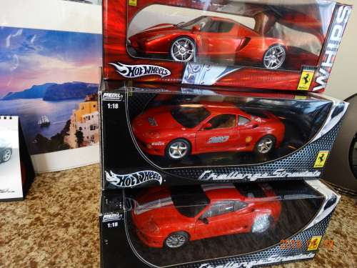 Ferrari - 1:18 - Group Set x 3 -  Diecast Car  - WOW, BARGAIN,  WOW- HOTWHEELS