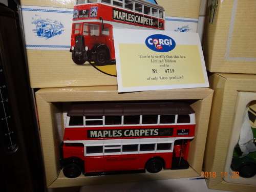 3 x Corgi Buses - 2 Ltd Editions (with Certificate) - Rare grouped set    -