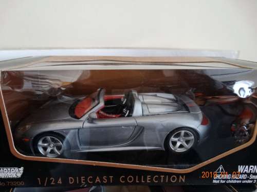 1965 Ford Mustang + Citroen 15 cv ta (1938)+Porsche Boxer -1:24 - Bburago  - Awesome Set Together  .