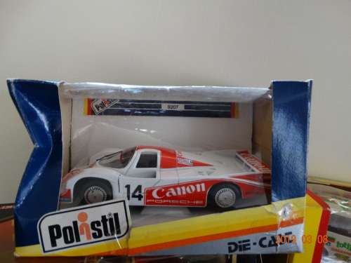 9 X1:24-Model Cars - Ferrari F40, Gemballa , Jag XK120, 3 x F1 etc etc  etc  - Awesome Set-WOW