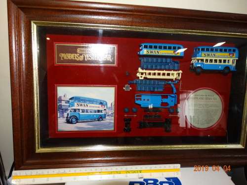 MatchBox - Framed Model -  Models of Yesteryear Leyland Titan TD1 Bus - Swan Fount Pens - LIMITED ED