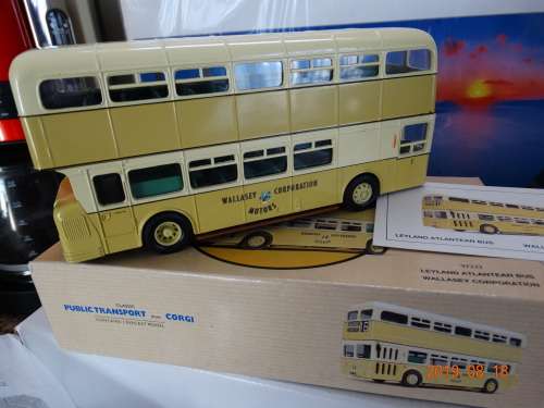 Corgi -2 X  Double Deck Buses - 2 Box sets - 2 x Limited Ed + Cert - Hard to Find Items - Bargain