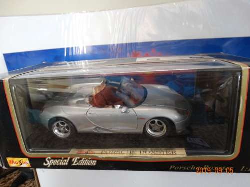 Porshe Boxster - Silver  , 1:18 - Maisto   - Mint Condition - Boxed - Bargain