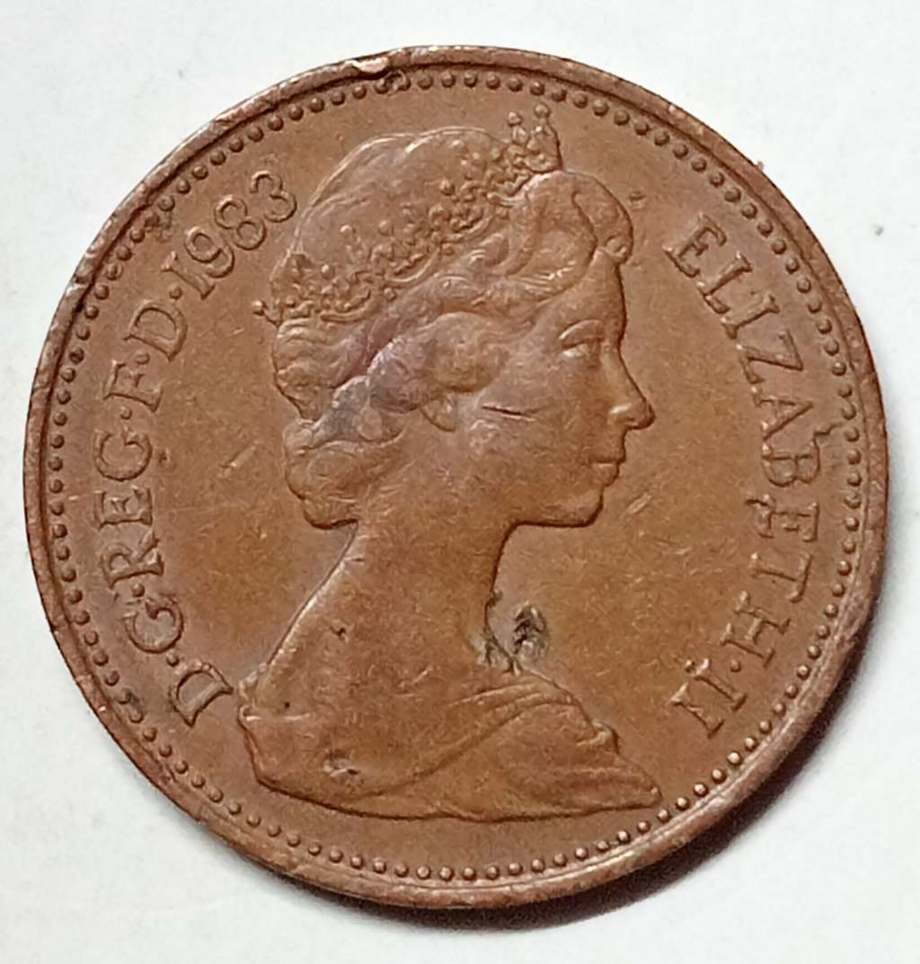 1983 GREAT BRITAIN  1 PENNY / NEW PENCE (with errors extra metal)