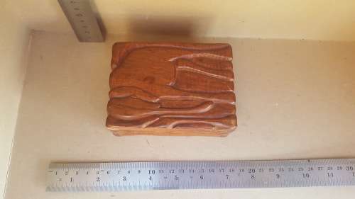 Stunning ! * Hand Carved * Hardwood * Elephant Jewelry / Trinket Box