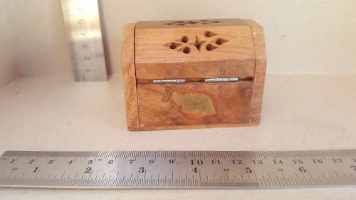 Wooden Box Incense Burner and Holder ! * Hand Carved