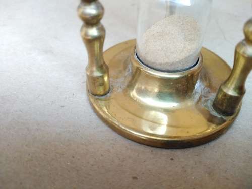 Vintage! Small Brass - Hour Glass / Sand Timer - Wellington