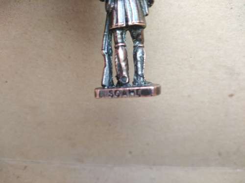 Vintage! Cowboys And Indians! - Small Die-Cast Metal Figures - Kinder Scame