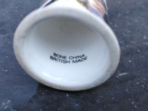 Vintage! England - Royal Wedding Prince Andrew Sarah Ferguson 1986 - Porcelain Thimble