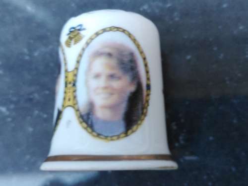 Vintage! England - Royal Wedding Prince Andrew Sarah Ferguson 1986 - Porcelain Thimble