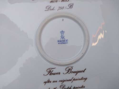 Vintage! German - AK Kaiser - Flower Bouquet - Porcelain Wall Plate
